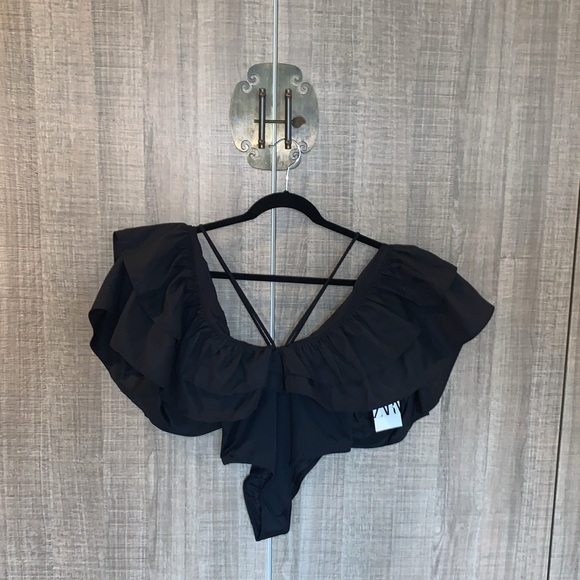 Zara One Piece Ruffled Swimsuit - Picture 8 of 17
